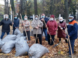 Субботник во Дворце детского творчества