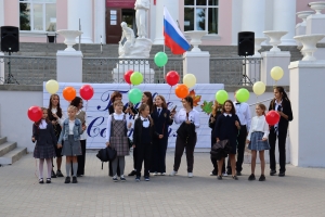 Театрализованный праздник в МАУДО «РГДДТ» «Узнавай! Твори! Мечтай!»