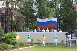 Чудесному лету быть!