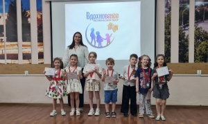 Яркий финал учебного года: праздник в поэтическом театре 