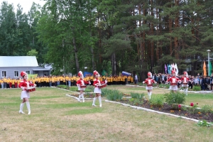 Лето с радостью: открытие сезона в детских лагерях