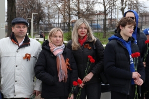 Рязань помнит: Дворец Первых принял участие в церемонии возложении цветов к стеле 